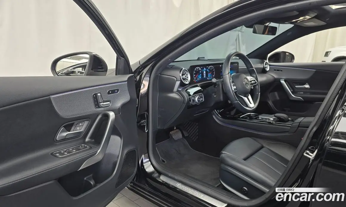 Mercedes-Benz A-Class 2021 2.0 автомат (гидро), фото 13 Mercedes-Benz A-Class 2021 2.0 автомат (гидро), фото 13
