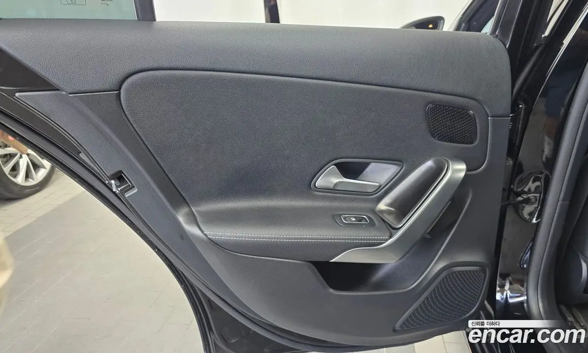 Mercedes-Benz A-Class 2021 2.0 автомат (гидро), фото 15 Mercedes-Benz A-Class 2021 2.0 автомат (гидро), фото 15