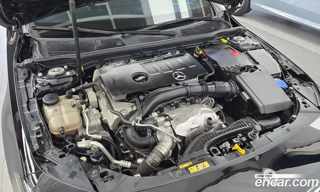 Mercedes-Benz A-Class 2021 2.0 автомат (гидро), миниатюра 6 Mercedes-Benz A-Class 2021 2.0 автомат (гидро), миниатюра 6