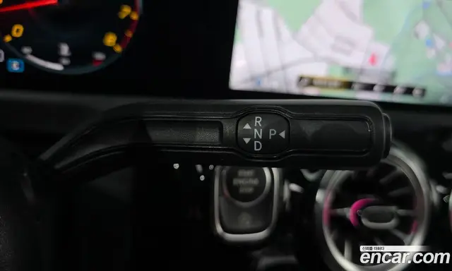 Mercedes-Benz A-Class 2021 2.0 автомат (гидро), миниатюра 12