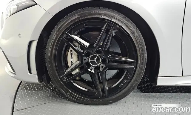 Mercedes-Benz A-Class 2021 2.0 автомат (гидро), миниатюра 5