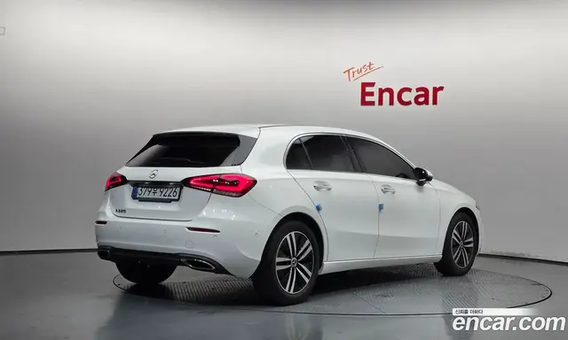 Mercedes-Benz A-Class 2022 2.0 автомат (гидро), миниатюра 2 Mercedes-Benz A-Class 2022 2.0 автомат (гидро), миниатюра 2