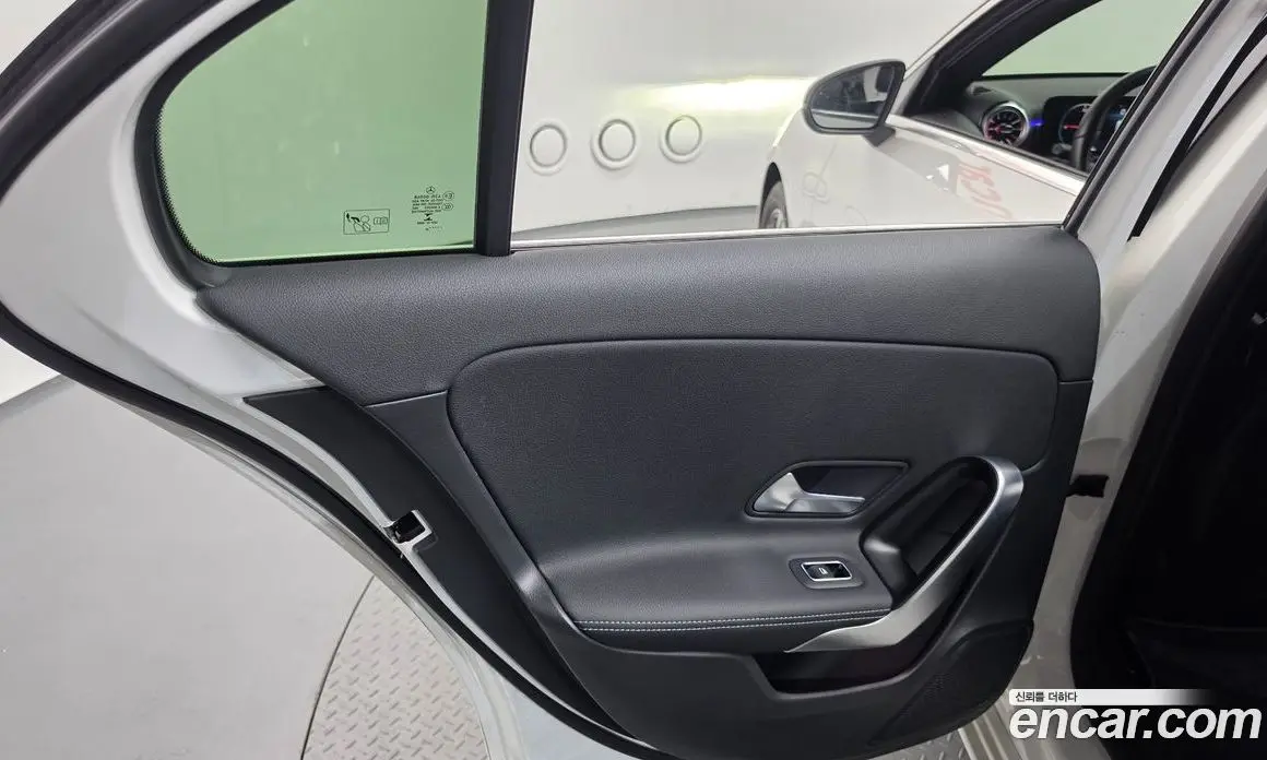 Mercedes-Benz A-Class 2022 2.0 автомат (гидро), фото 15 Mercedes-Benz A-Class 2022 2.0 автомат (гидро), фото 15