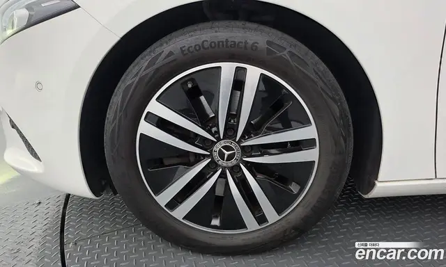 Mercedes-Benz A-Class 2022 2.0 автомат (гидро), миниатюра 5 Mercedes-Benz A-Class 2022 2.0 автомат (гидро), миниатюра 5