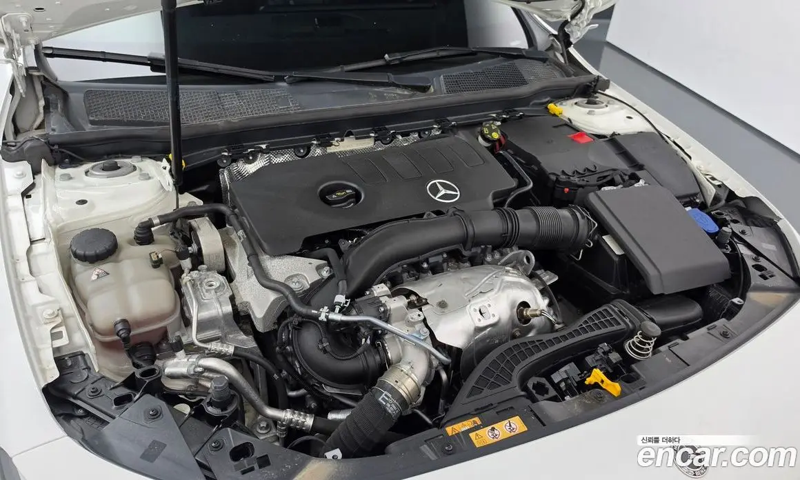 Mercedes-Benz A-Class 2022 2.0 автомат (гидро), фото 6 Mercedes-Benz A-Class 2022 2.0 автомат (гидро), фото 6