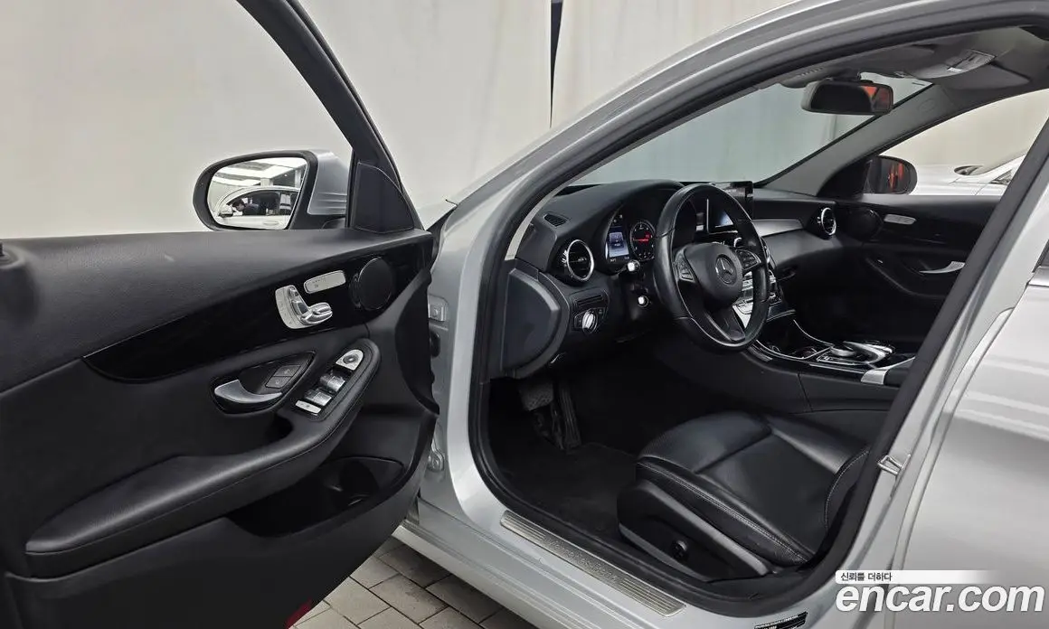 Mercedes-Benz C-Class 2017 1.6 автомат (гидро), фото 13