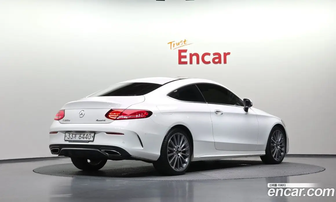 Mercedes-Benz C-Class 2019 1.9 автомат (гидро), фото 2 Mercedes-Benz C-Class 2019 1.9 автомат (гидро), фото 2