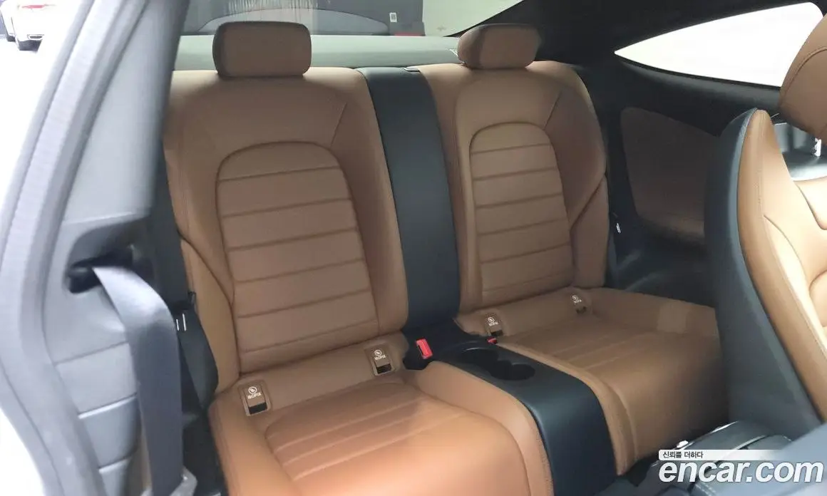 Mercedes-Benz C-Class 2019 1.9 автомат (гидро), фото 18 Mercedes-Benz C-Class 2019 1.9 автомат (гидро), фото 18