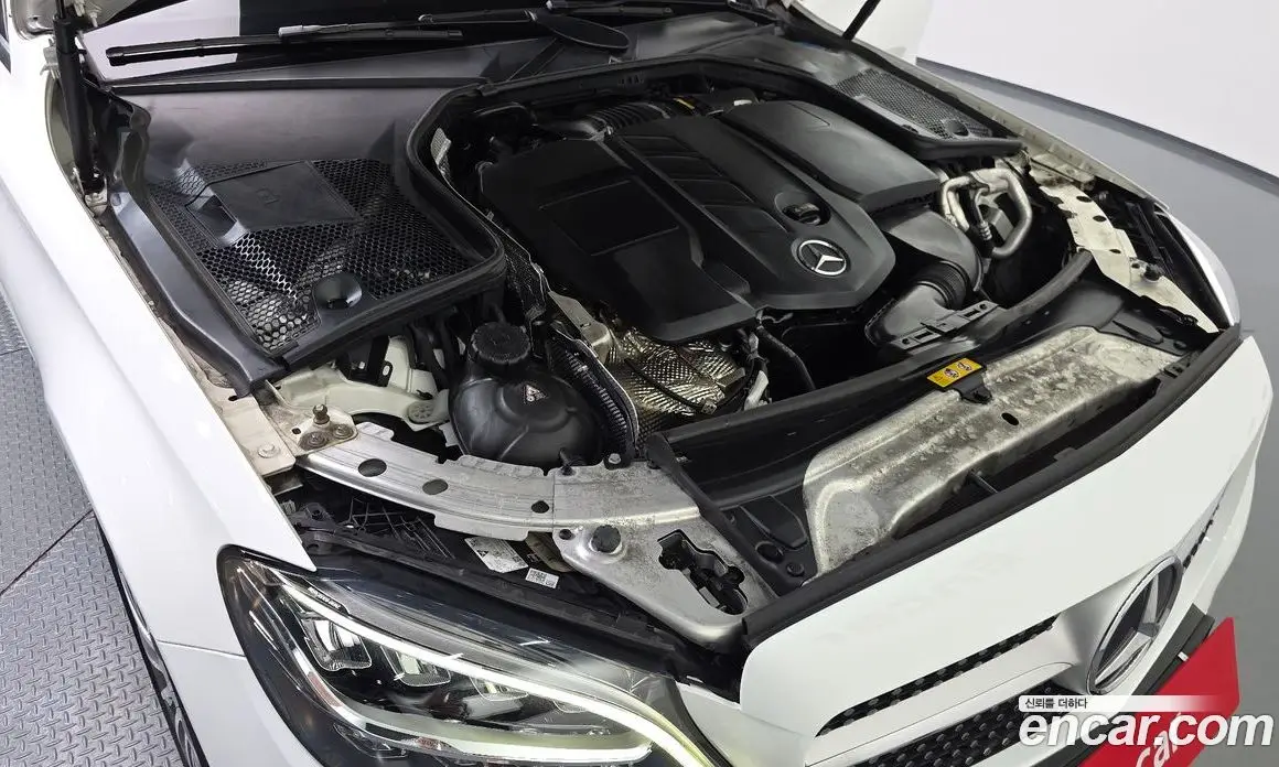 Mercedes-Benz C-Class 2019 1.9 автомат (гидро), фото 6 Mercedes-Benz C-Class 2019 1.9 автомат (гидро), фото 6