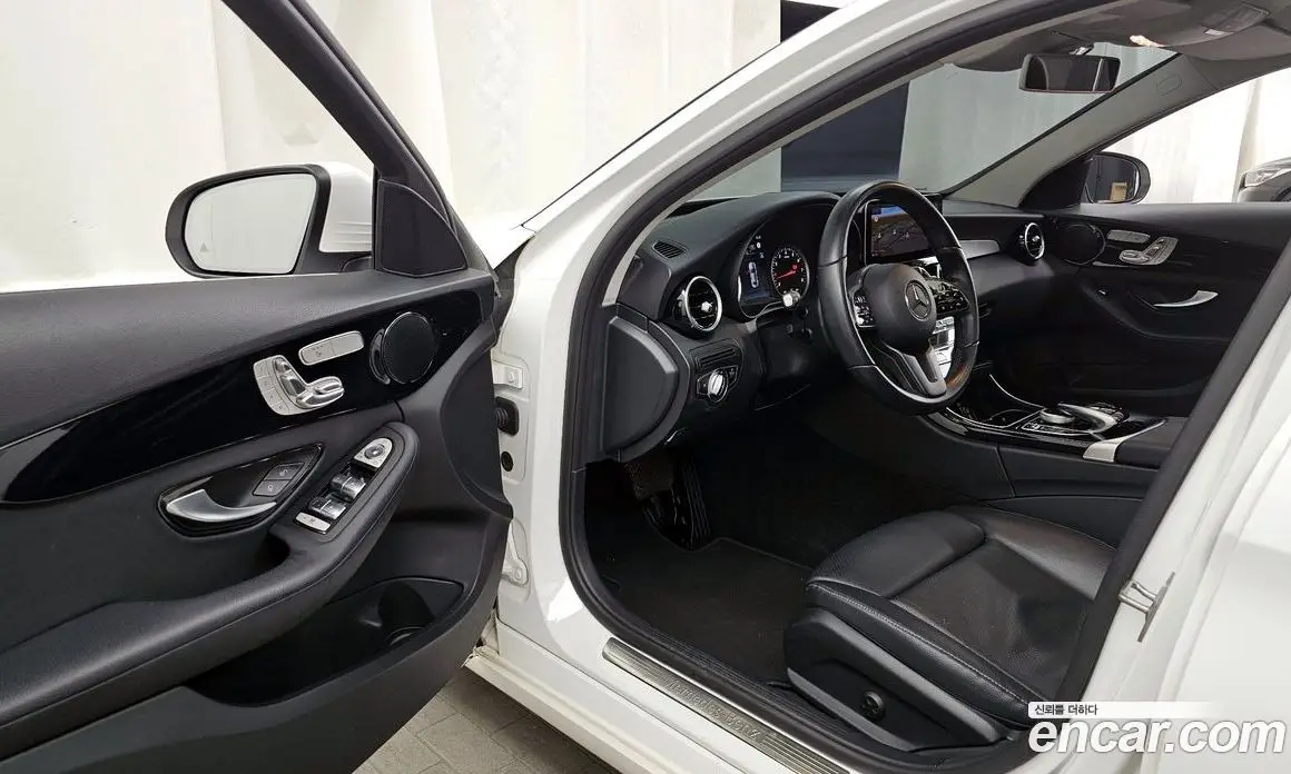 Mercedes-Benz C-Class 2020 2.0 автомат (гидро), фото 13 Mercedes-Benz C-Class 2020 2.0 автомат (гидро), фото 13