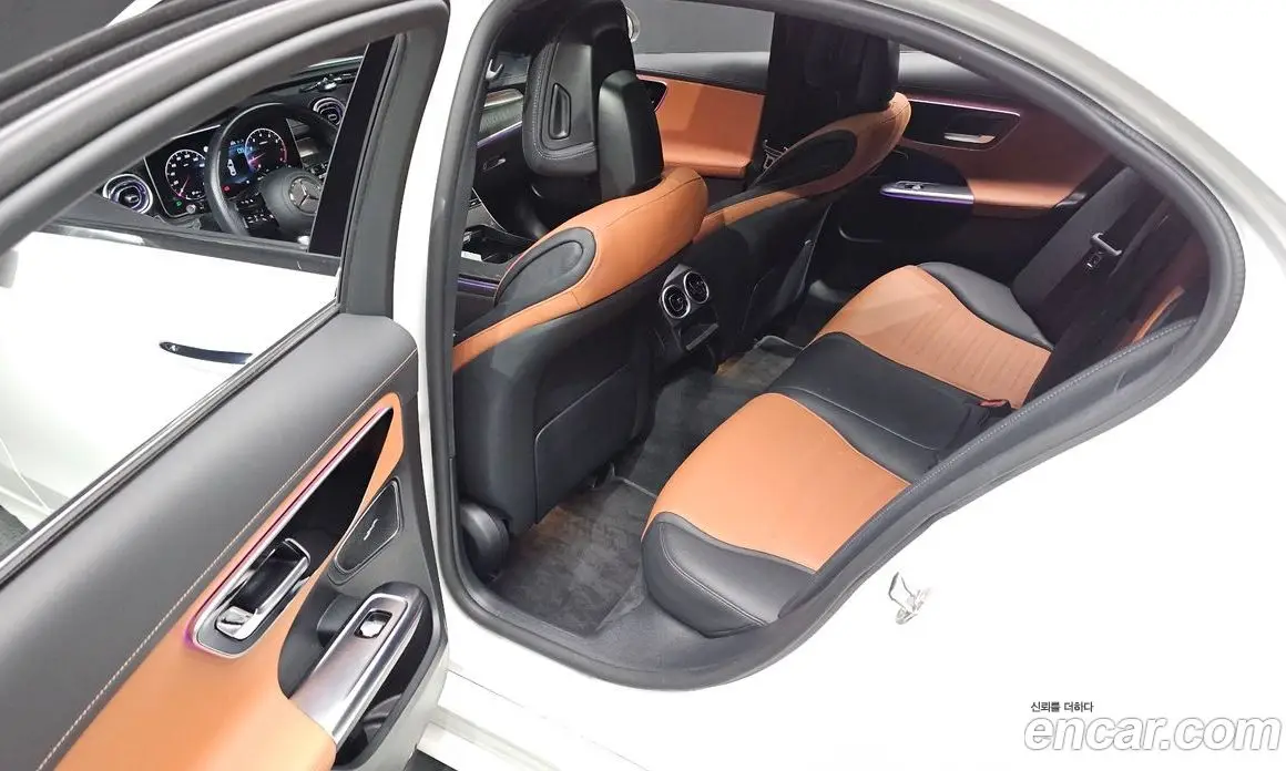 Mercedes-Benz C-Class 2023 2.0 автомат (гидро), фото 16 Mercedes-Benz C-Class 2023 2.0 автомат (гидро), фото 16