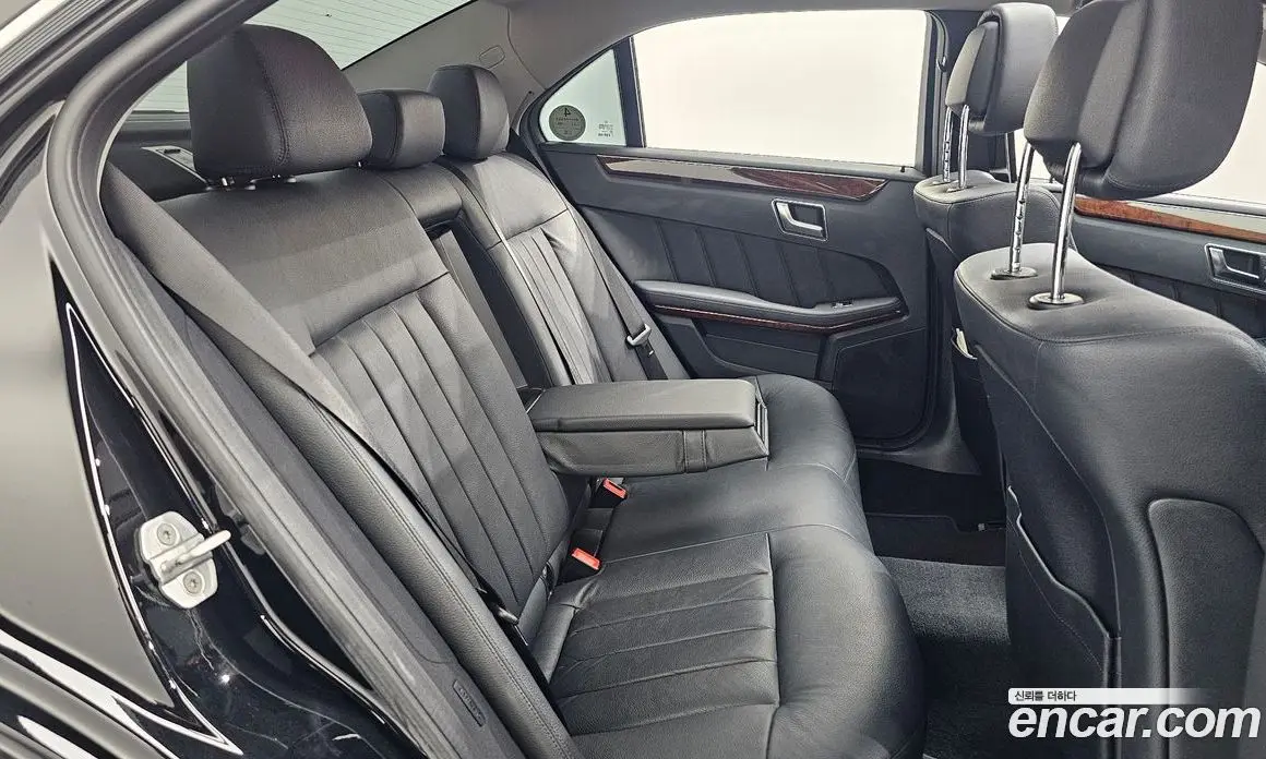Mercedes-Benz E-Class 2012 3.5 автомат (гидро), фото 12