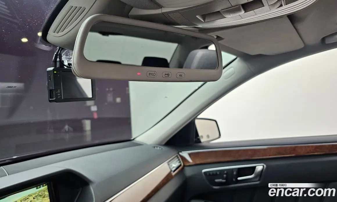 Mercedes-Benz E-Class 2012 3.5 автомат (гидро), фото 18
