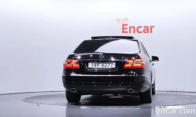 Mercedes-Benz E-Class 2012 3.5 автомат (гидро), миниатюра 4