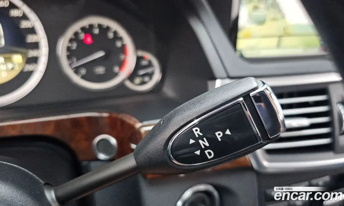 Mercedes-Benz E-Class 2012 3.5 автомат (гидро), фото 9