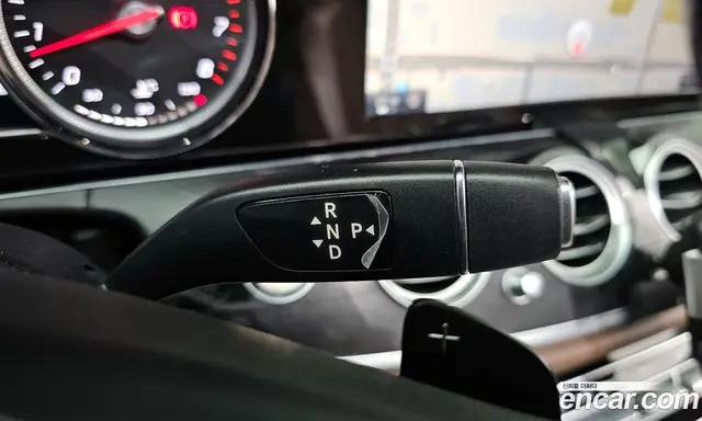Mercedes-Benz E-Class 2017 2.0 автомат (гидро), миниатюра 11 Mercedes-Benz E-Class 2017 2.0 автомат (гидро), миниатюра 11