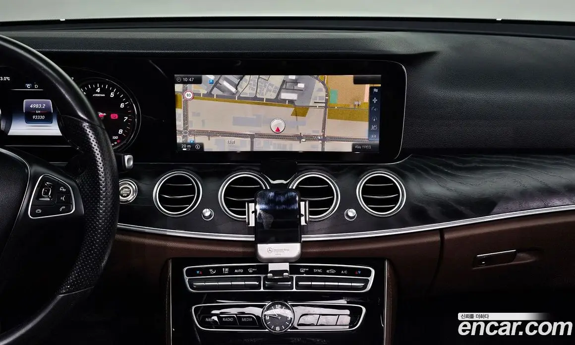 Mercedes-Benz E-Class 2017 2.0 автомат (гидро), фото 18 Mercedes-Benz E-Class 2017 2.0 автомат (гидро), фото 18