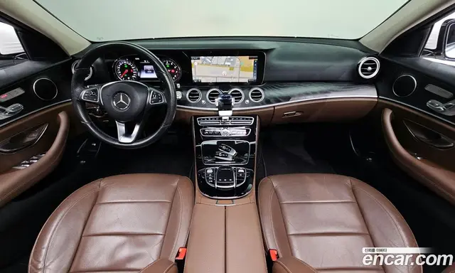 Mercedes-Benz E-Class 2017 2.0 автомат (гидро), миниатюра 9 Mercedes-Benz E-Class 2017 2.0 автомат (гидро), миниатюра 9