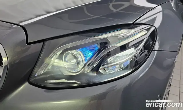 Mercedes-Benz E-Class 2017 3.0 автомат (гидро), миниатюра 8