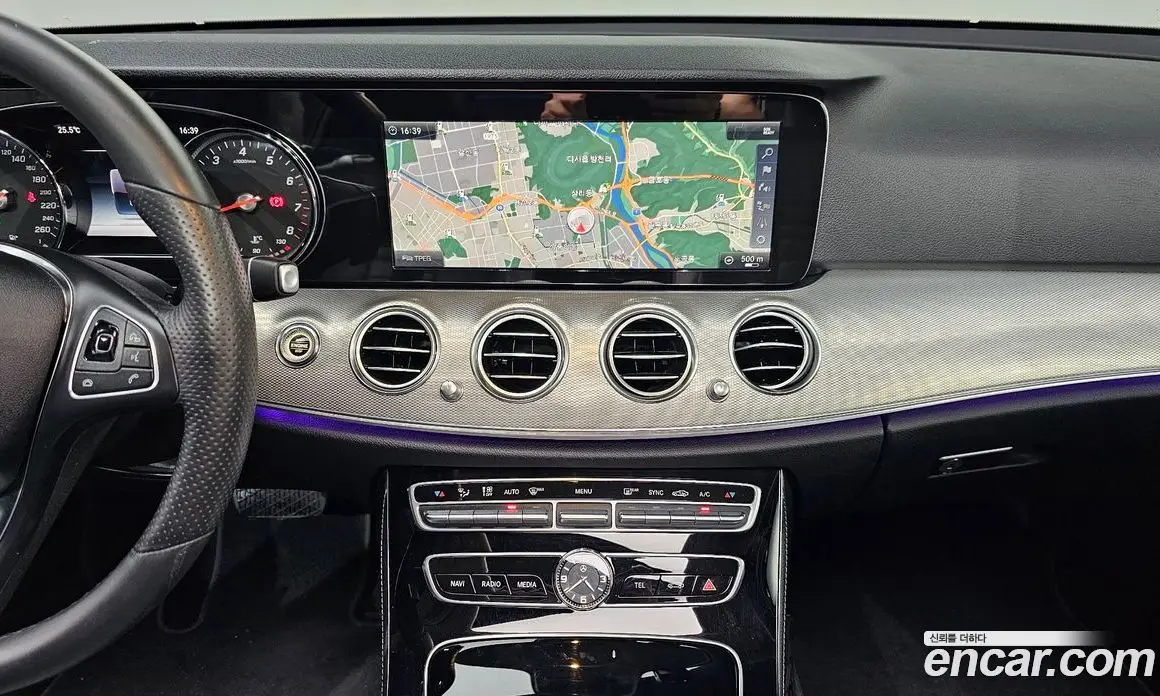 Mercedes-Benz E-Class 2018 2.0 автомат (гидро), фото 19 Mercedes-Benz E-Class 2018 2.0 автомат (гидро), фото 19