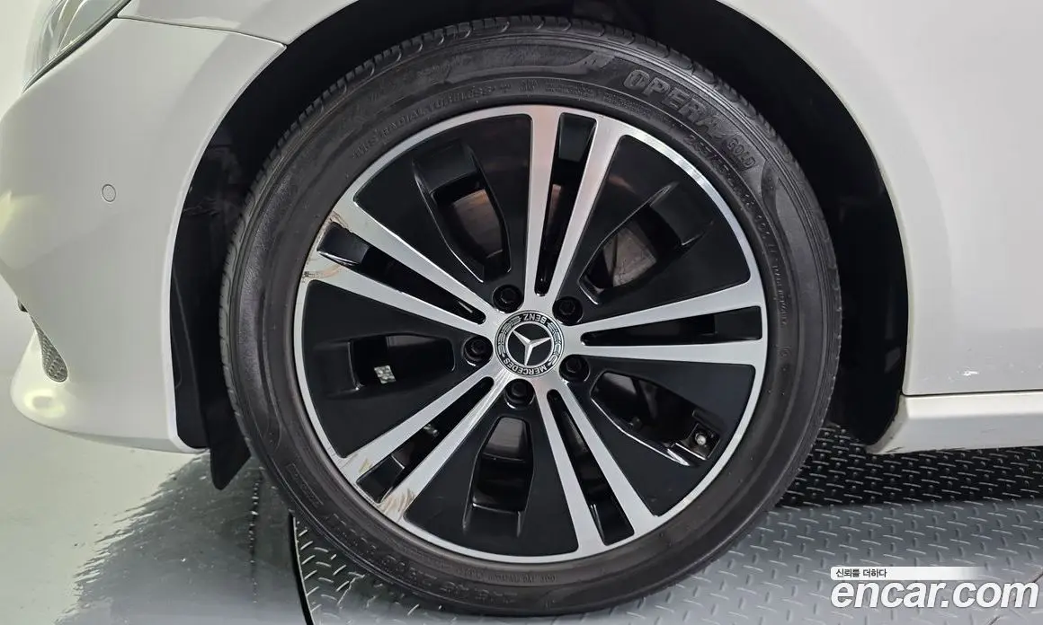 Mercedes-Benz E-Class 2020 2.0 автомат (гидро), фото 5