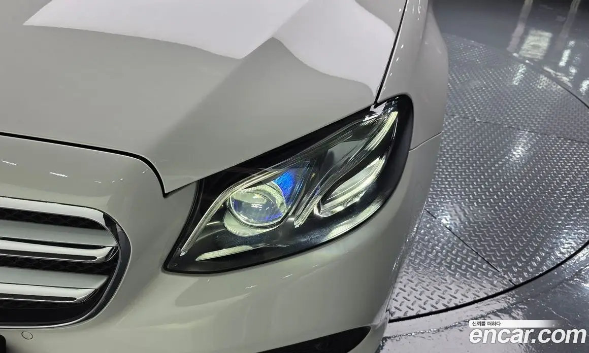 Mercedes-Benz E-Class 2020 2.0 автомат (гидро), фото 8