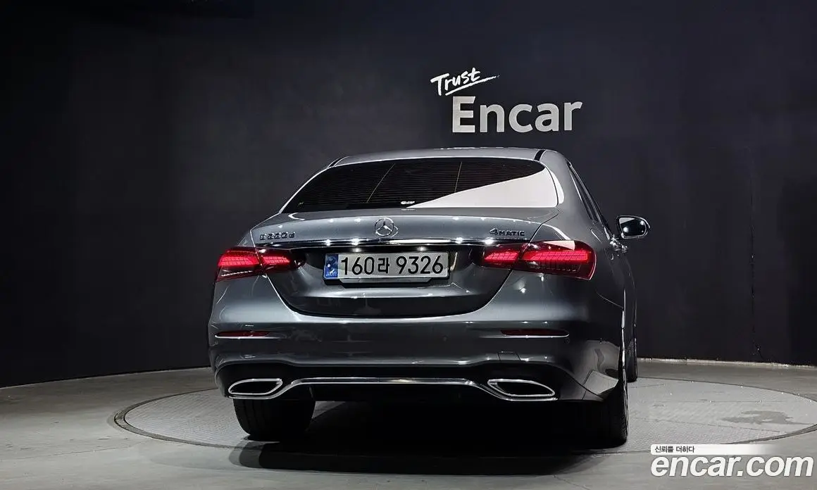 Mercedes-Benz E-Class 2022 1.9 автомат (гидро), фото 4