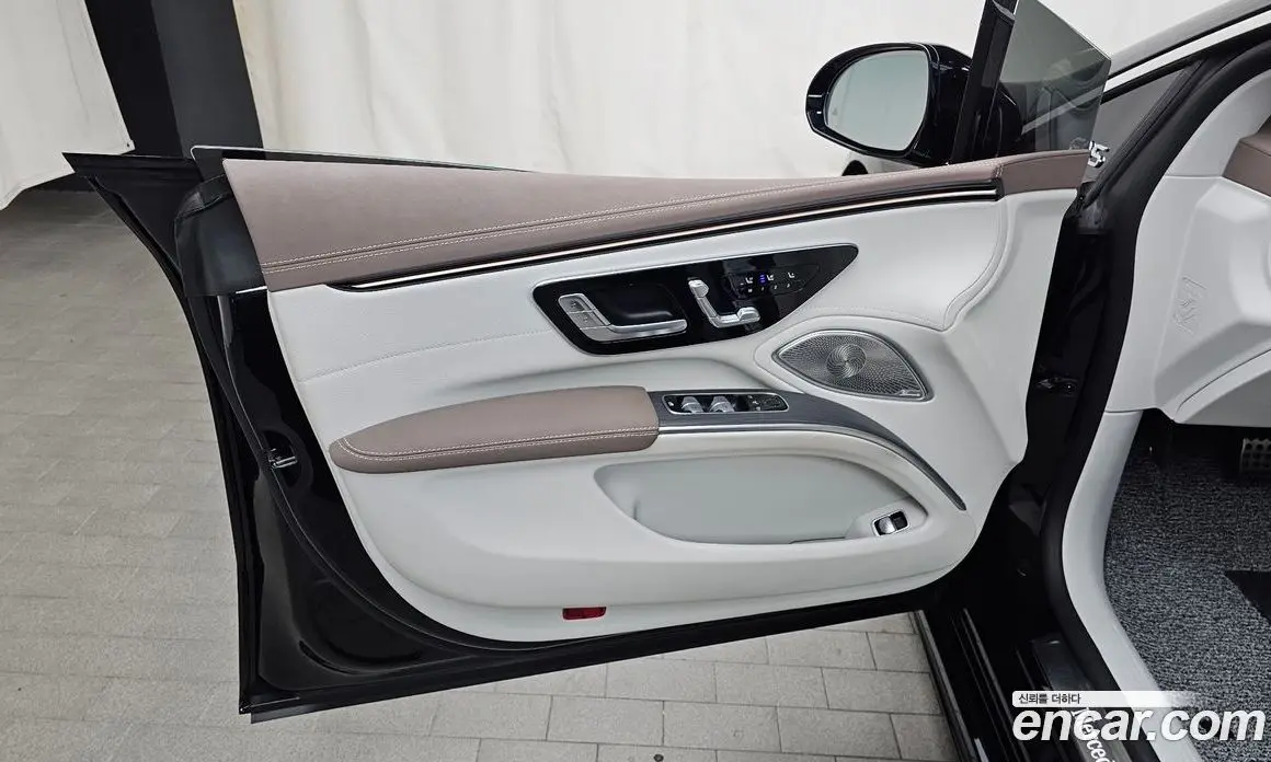 Mercedes-Benz EQS 2022 0.3 автомат (гидро), фото 14