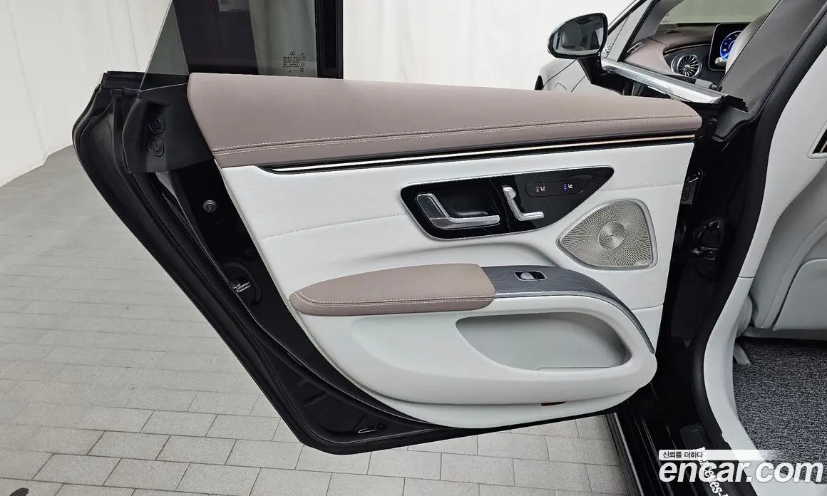 Mercedes-Benz EQS 2022 0.3 автомат (гидро), фото 15