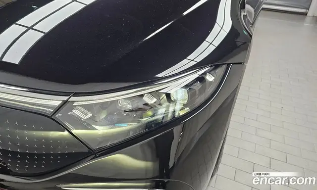 Mercedes-Benz EQS 2022 0.3 автомат (гидро), миниатюра 8