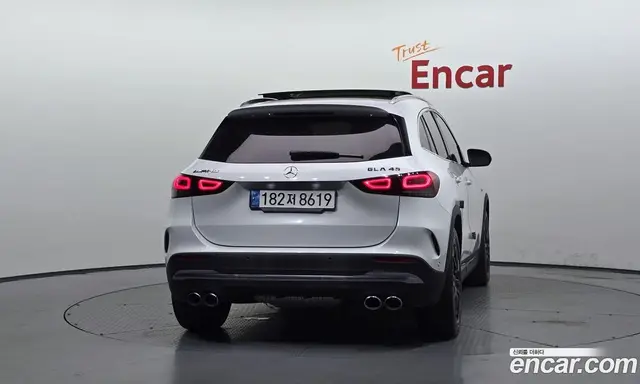 Mercedes-Benz GLA-Class 2022 2.0 автомат (гидро), миниатюра 4