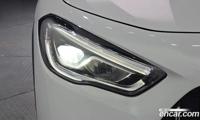 Mercedes-Benz GLA-Class 2022 2.0 автомат (гидро), миниатюра 8