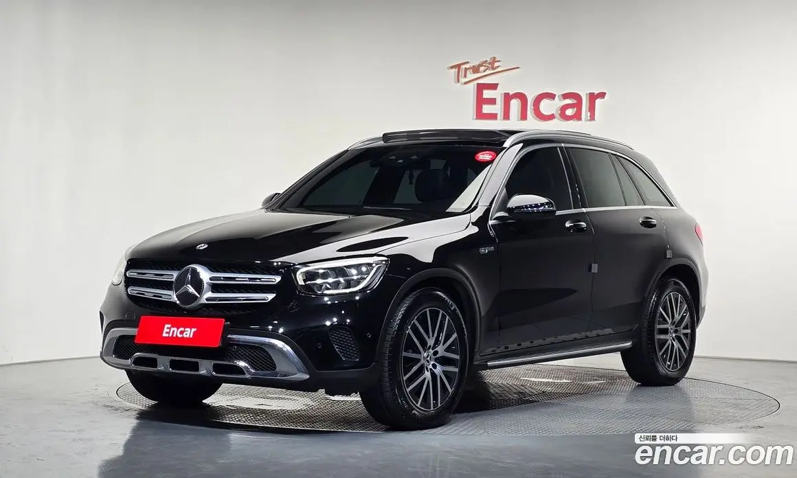 Mercedes-Benz GLC-Class 2020 2.0 автомат (гидро), фото 1 Mercedes-Benz GLC-Class 2020 2.0 автомат (гидро), фото 1