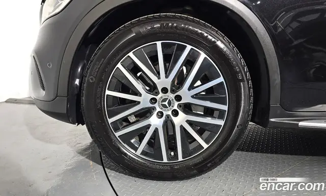Mercedes-Benz GLC-Class 2020 2.0 автомат (гидро), миниатюра 5 Mercedes-Benz GLC-Class 2020 2.0 автомат (гидро), миниатюра 5