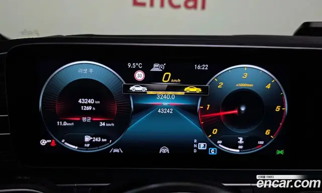 Mercedes-Benz GLE-Class 2022 2.9 автомат (гидро), миниатюра 8