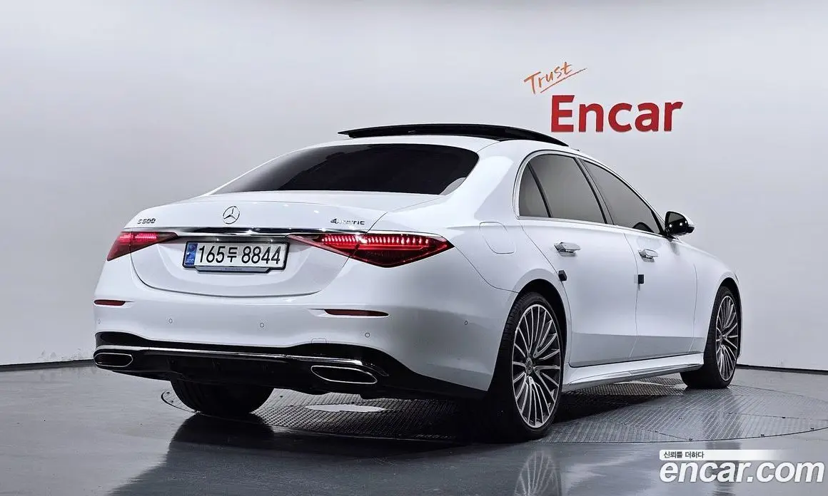 Mercedes-Benz S-Class 2024 3.0 автомат (гидро), фото 2 Mercedes-Benz S-Class 2024 3.0 автомат (гидро), фото 2