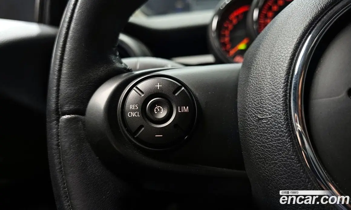 Mini Cooper 2017 1.5 автомат (гидро), фото 18 Mini Cooper 2017 1.5 автомат (гидро), фото 18