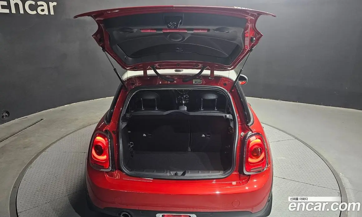 Mini Cooper 2017 1.5 автомат (гидро), фото 20 Mini Cooper 2017 1.5 автомат (гидро), фото 20