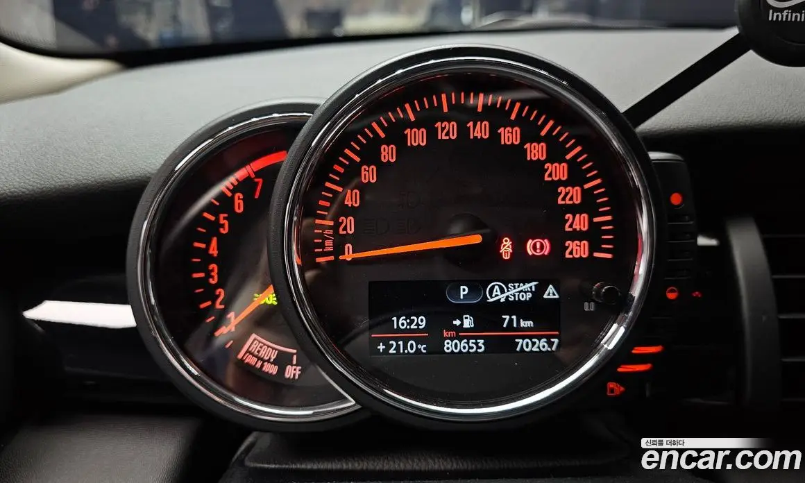 Mini Cooper 2017 1.5 автомат (гидро), фото 8 Mini Cooper 2017 1.5 автомат (гидро), фото 8
