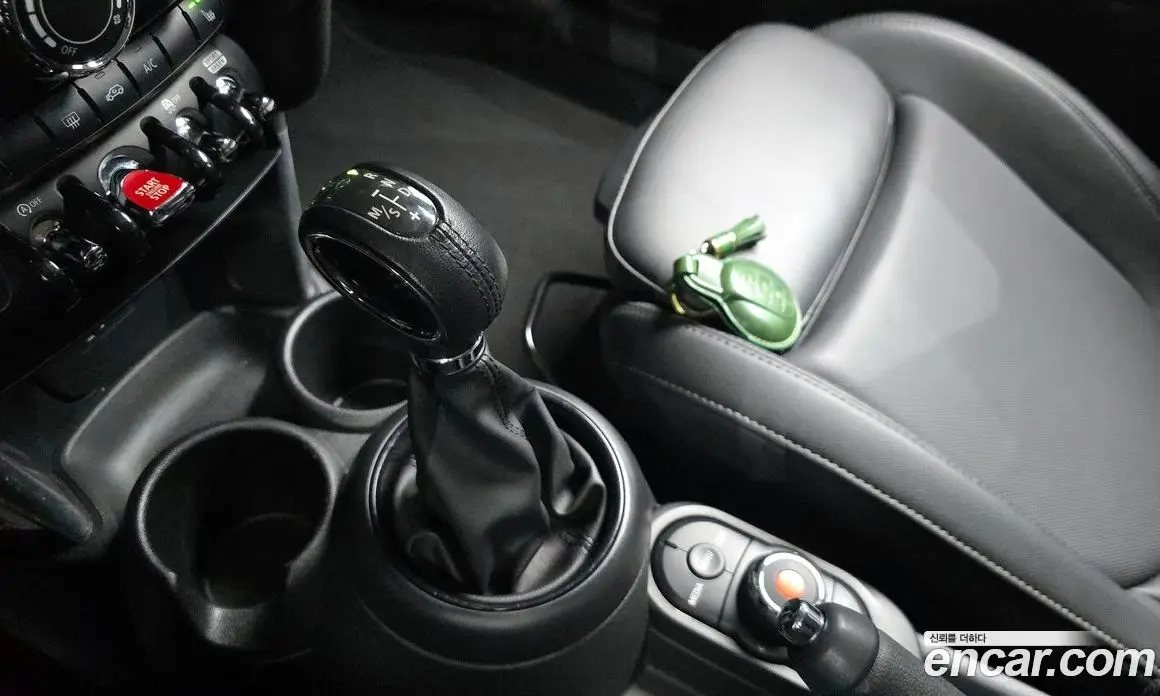 Mini Cooper 2019 1.5 автомат (гидро), фото 11 Mini Cooper 2019 1.5 автомат (гидро), фото 11