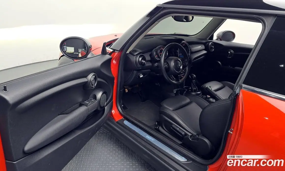 Mini Cooper 2019 1.5 автомат (гидро), фото 12 Mini Cooper 2019 1.5 автомат (гидро), фото 12