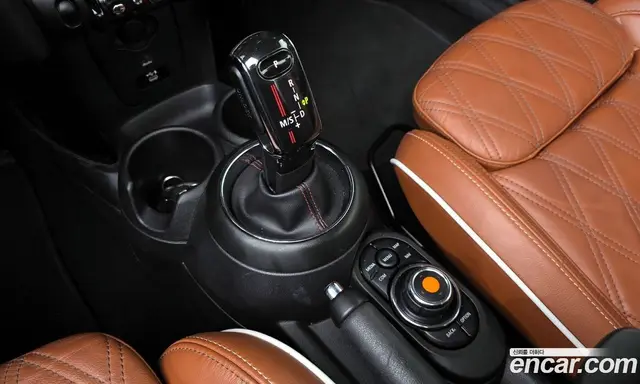 Mini Cooper Convertible 2021 2.0 автомат (гидро), миниатюра 12