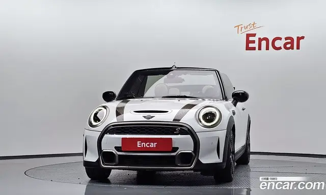Mini Cooper Convertible 2023 2.0 автомат (гидро), миниатюра 3 Mini Cooper Convertible 2023 2.0 автомат (гидро), миниатюра 3