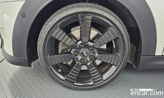 Mini Cooper Convertible 2023 2.0 автомат (гидро), миниатюра 5 Mini Cooper Convertible 2023 2.0 автомат (гидро), миниатюра 5