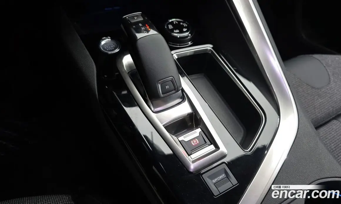 Peugeot 3008 2019 1.5 автомат (гидро), фото 12 Peugeot 3008 2019 1.5 автомат (гидро), фото 12