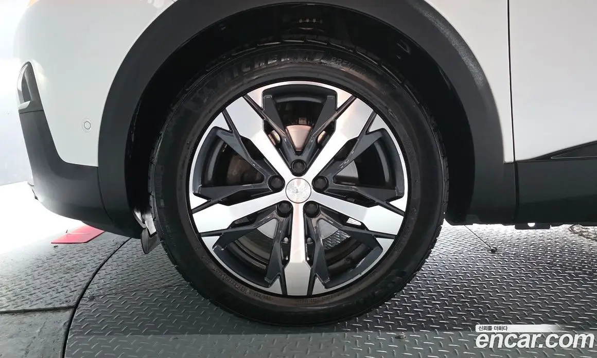 Peugeot 3008 2019 1.5 автомат (гидро), фото 5 Peugeot 3008 2019 1.5 автомат (гидро), фото 5