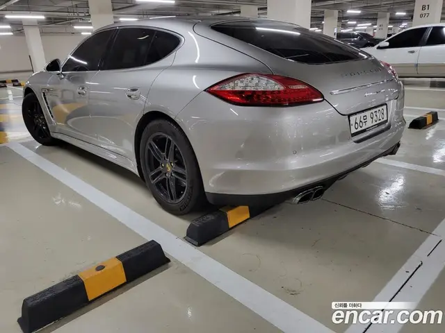 Porsche Panamera 2010 4.8 автомат (гидро), миниатюра 6 Porsche Panamera 2010 4.8 автомат (гидро), миниатюра 6