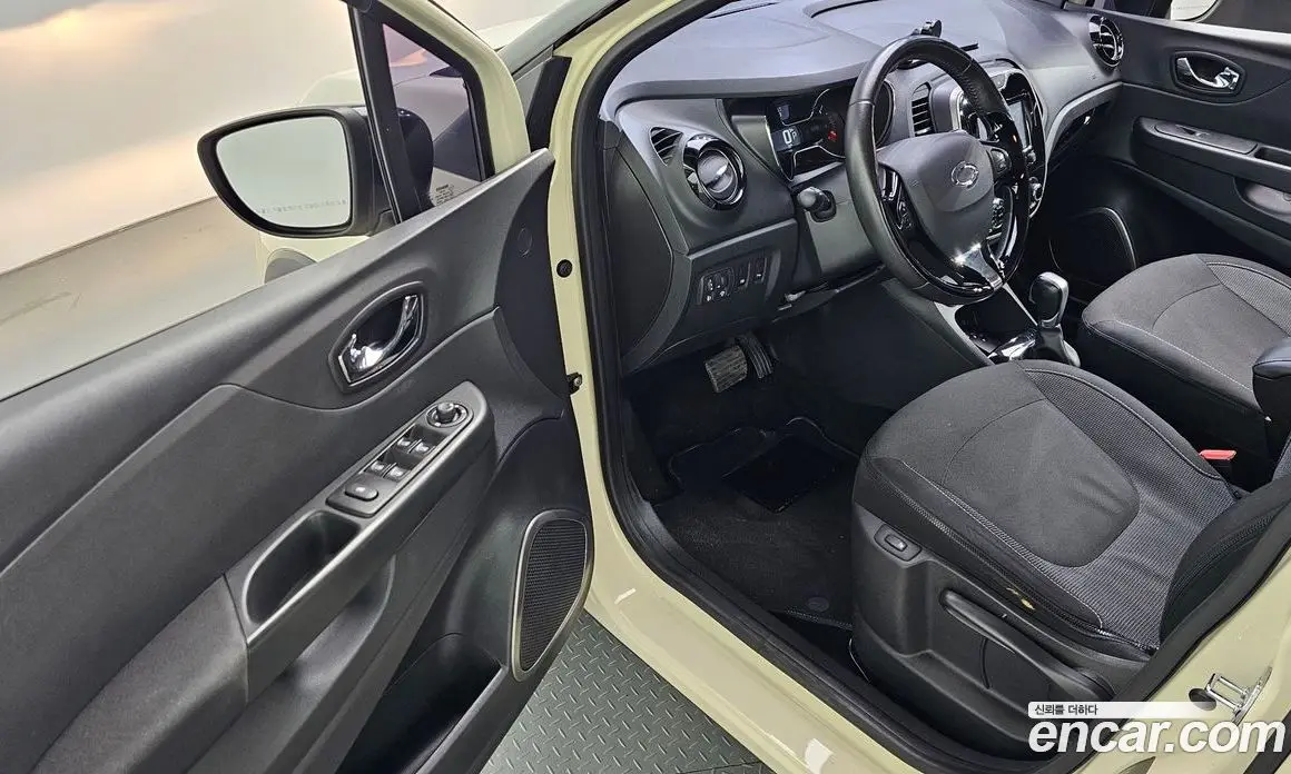 Renault (Samsung) QM3 2016 1.5 автомат (гидро), фото 13 Renault (Samsung) QM3 2016 1.5 автомат (гидро), фото 13