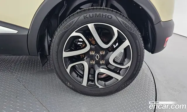 Renault (Samsung) QM3 2016 1.5 автомат (гидро), миниатюра 7 Renault (Samsung) QM3 2016 1.5 автомат (гидро), миниатюра 7