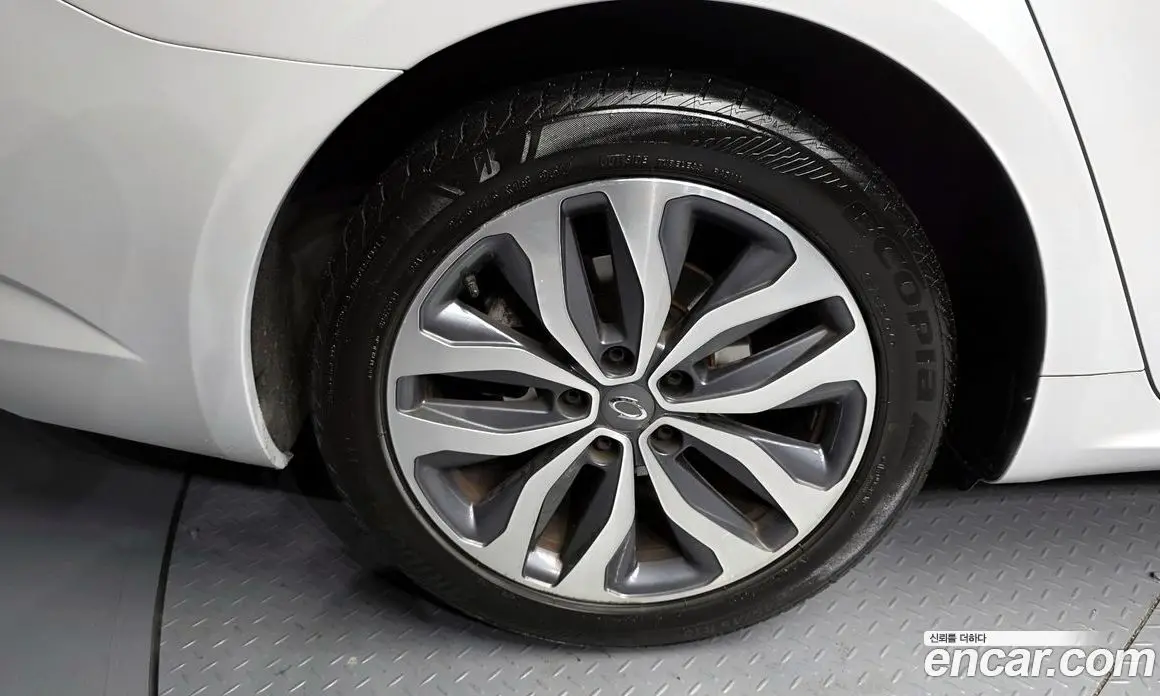 Renault (Samsung) SM6 2016 2.0 автомат (гидро), фото 5 Renault (Samsung) SM6 2016 2.0 автомат (гидро), фото 5
